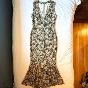 Vintage MANDALAY Lace & Embroidered Mermaid Evening Dress 8 Gown formal glamour